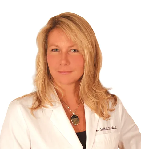 Dr. Lisa Siddall, experienced dentist in Lake Leelanau specializing in CEREC same-day crowns and veneers